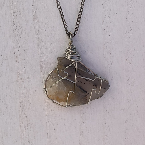 Artisan Wired Montana Moss Agate Necklace silvertone 18” long - Picture 5 of 6